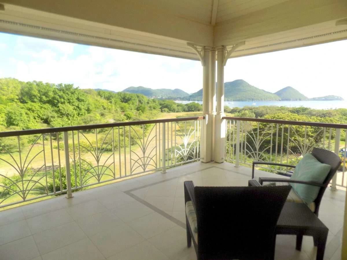 Apt 931, Penthouse, The Landings. - photo 3