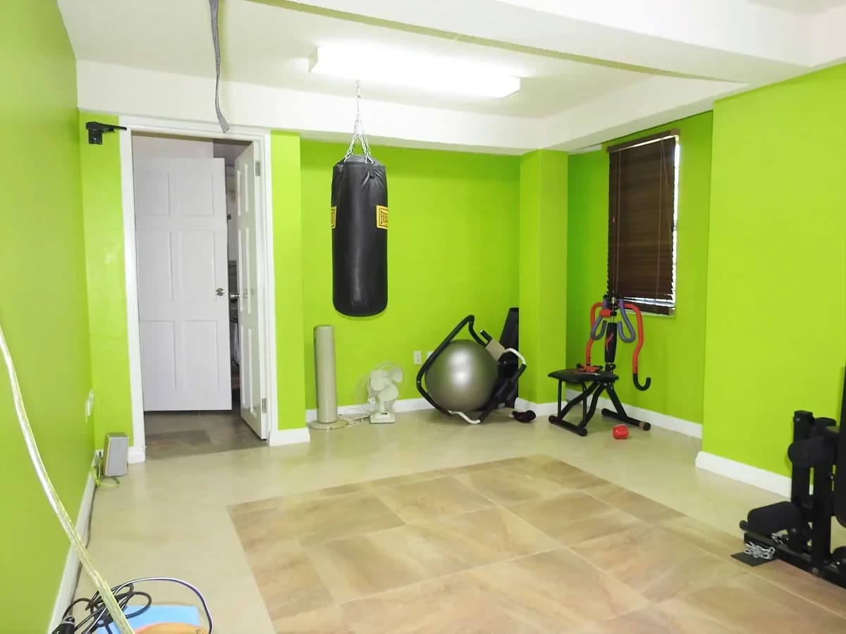 Four Bed Villa, Cap Estate. - photo 17