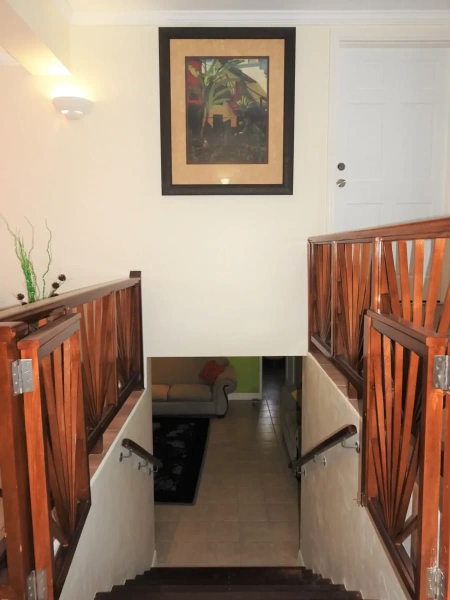 Four Bed Villa, Cap Estate. - photo 13