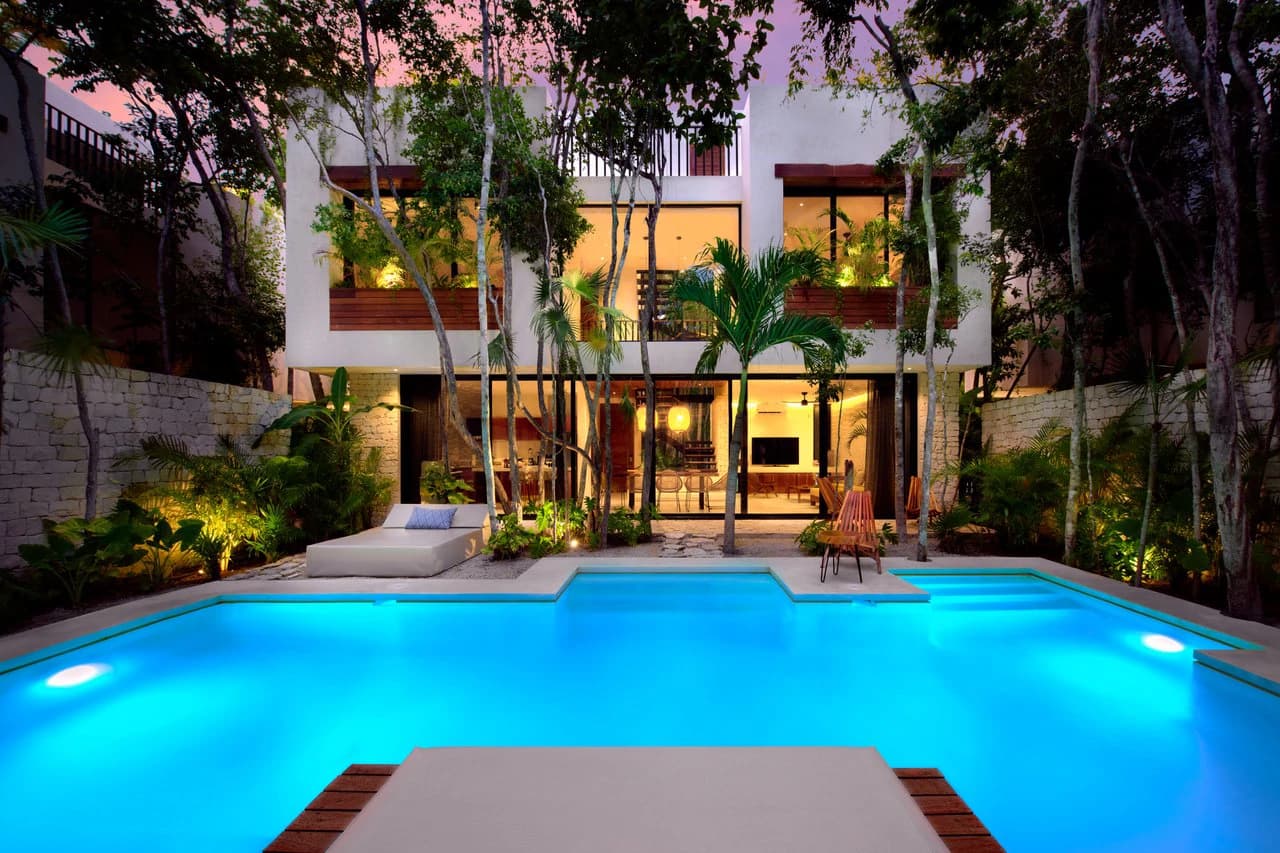 Casa Emilia | 3BR Villa w/ Resort-Style Pool - photo 23