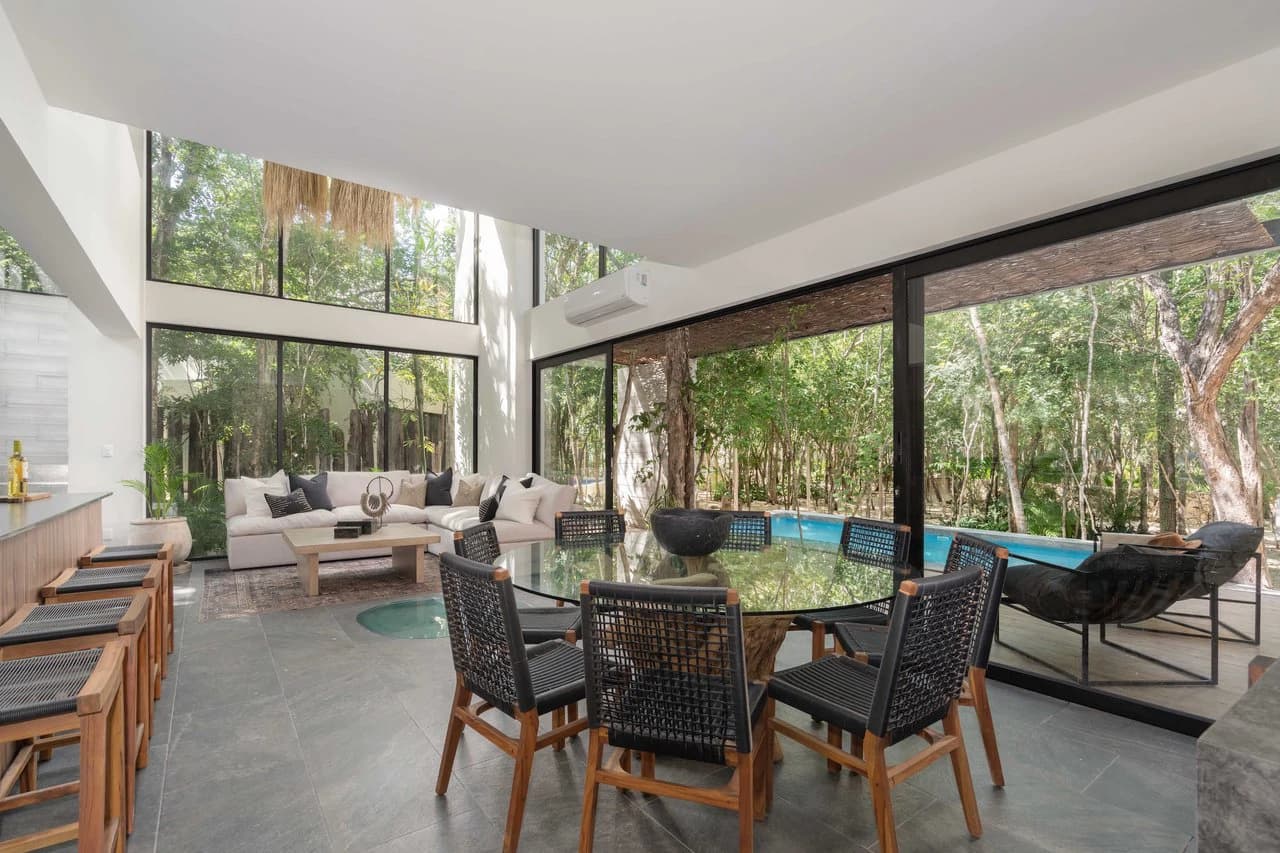 Villa 7 | Beautiful 5 Bedroom with Large Pool in 12 O’Clock Tulum - photo 4