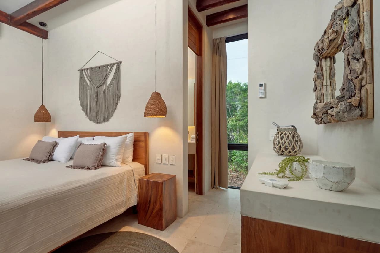 Casa David | 3BR Jungle Villa w/ Rooftop Pool - photo 24