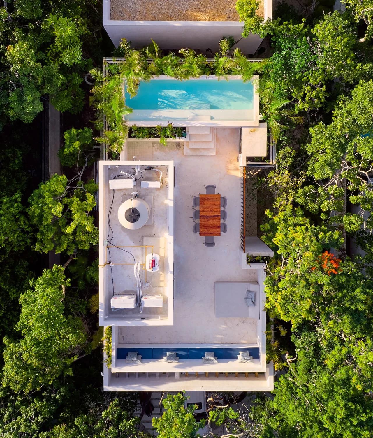 Casa Thomas | 3BR Jungle Villa with Rooftop Pool - photo 22