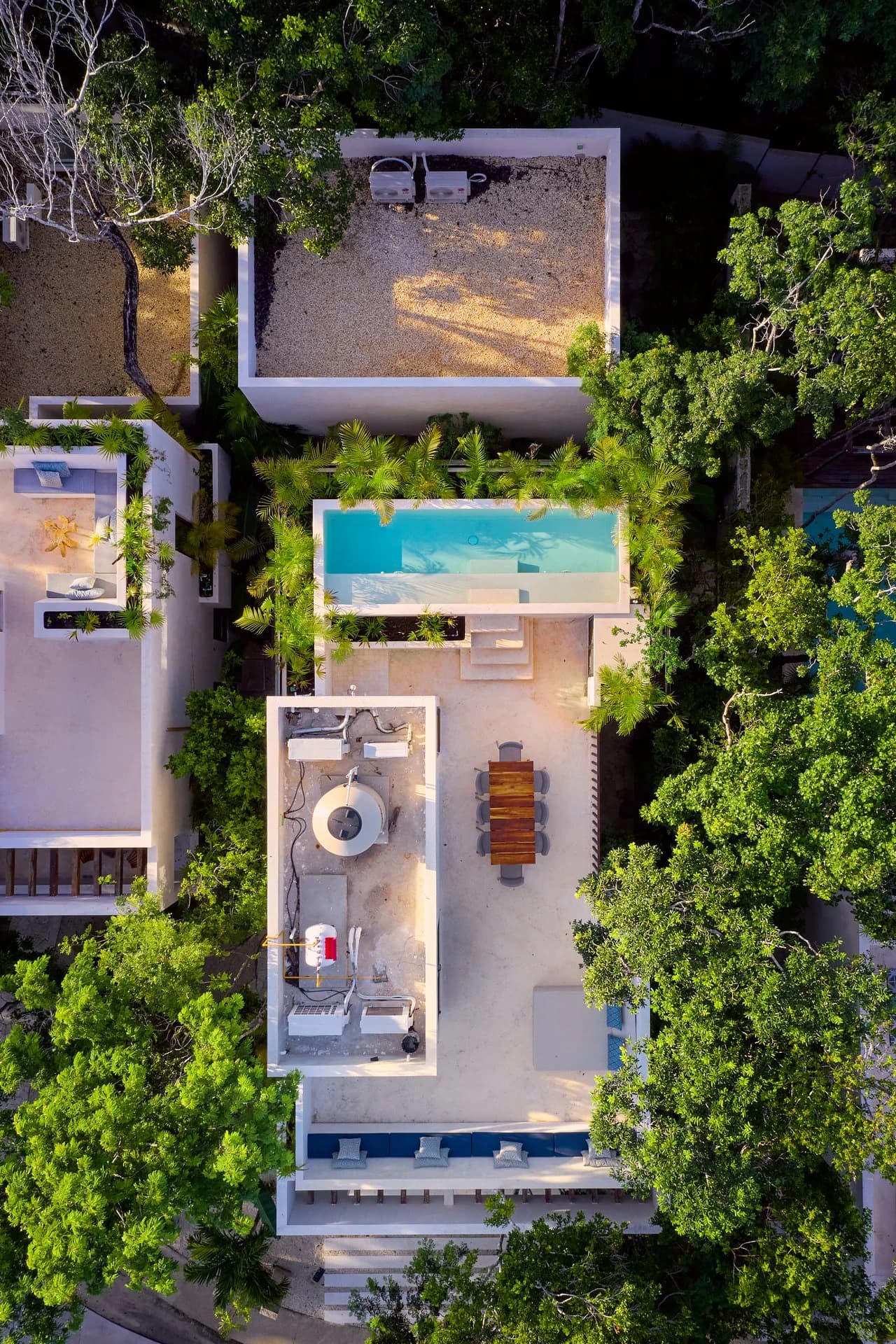 Casa Lucas | 3BR Jungle Villa w/ Rooftop Pool - photo 20