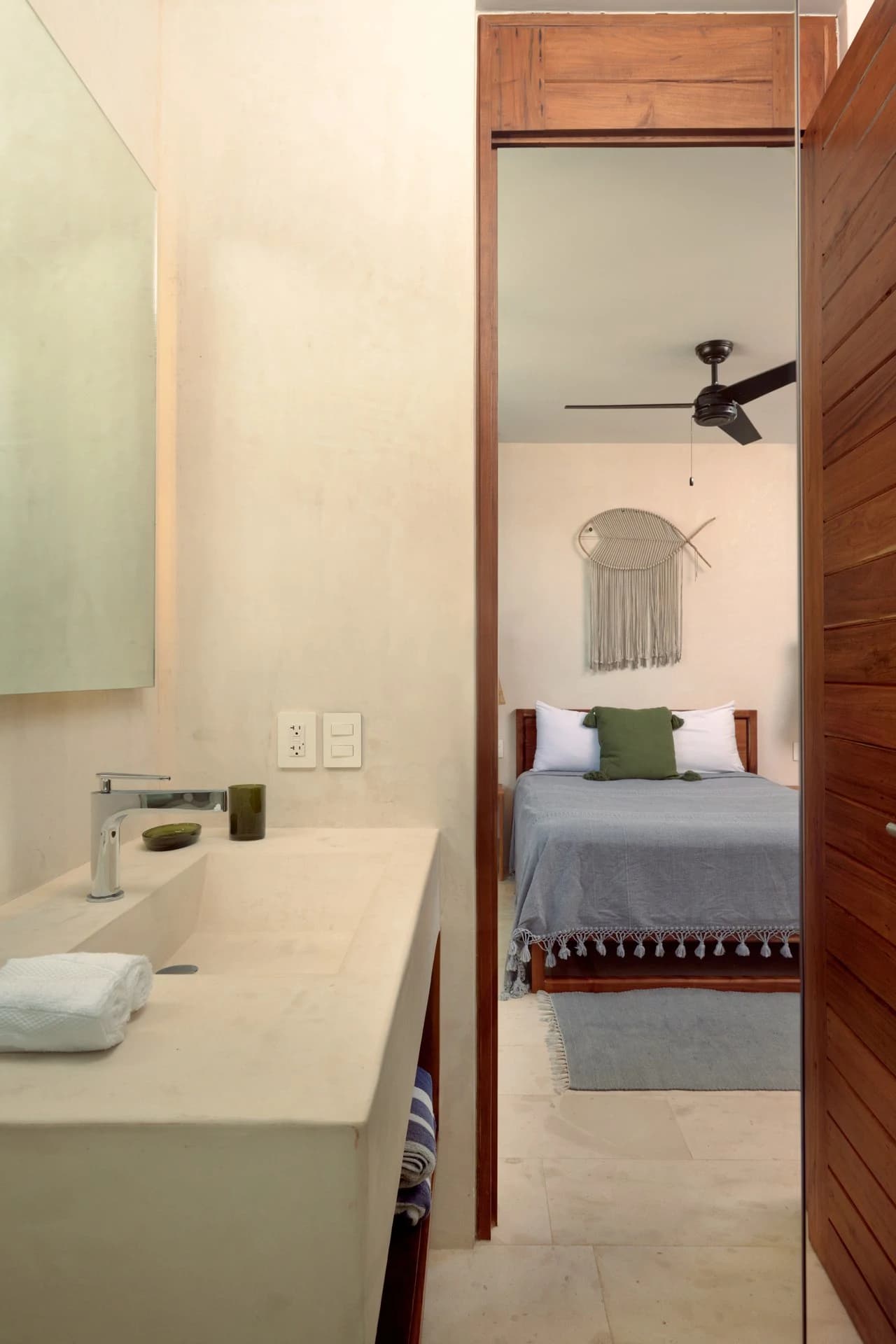 Casa Emilia | 3BR Villa w/ Resort-Style Pool - photo 10