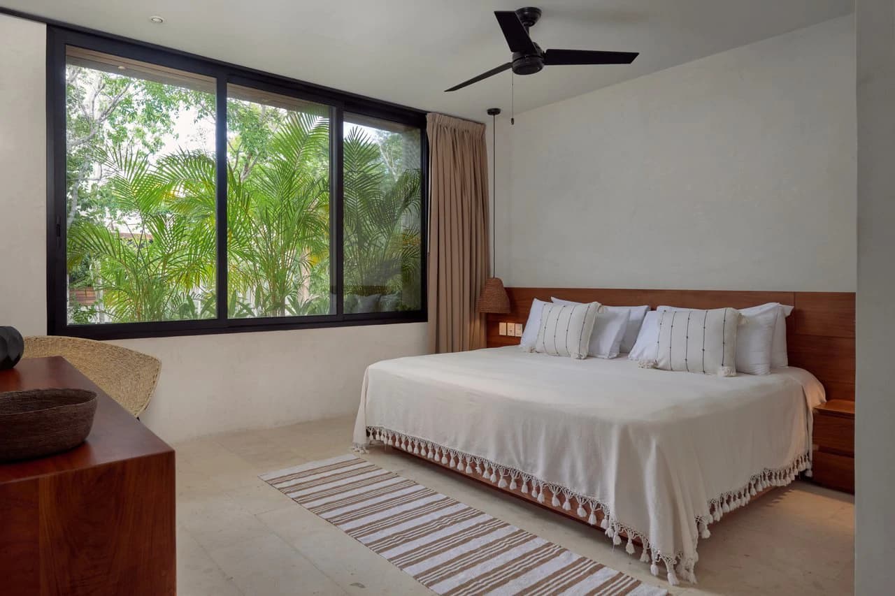 Casa David | 3BR Jungle Villa w/ Rooftop Pool - photo 10