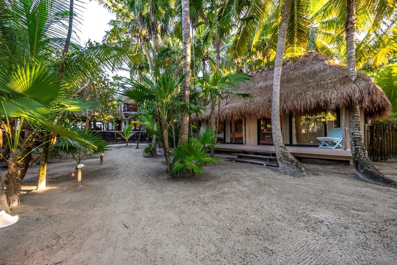 Casa Chic Tulum | Rare Beachfront Estate in Hotel Zone - photo 35