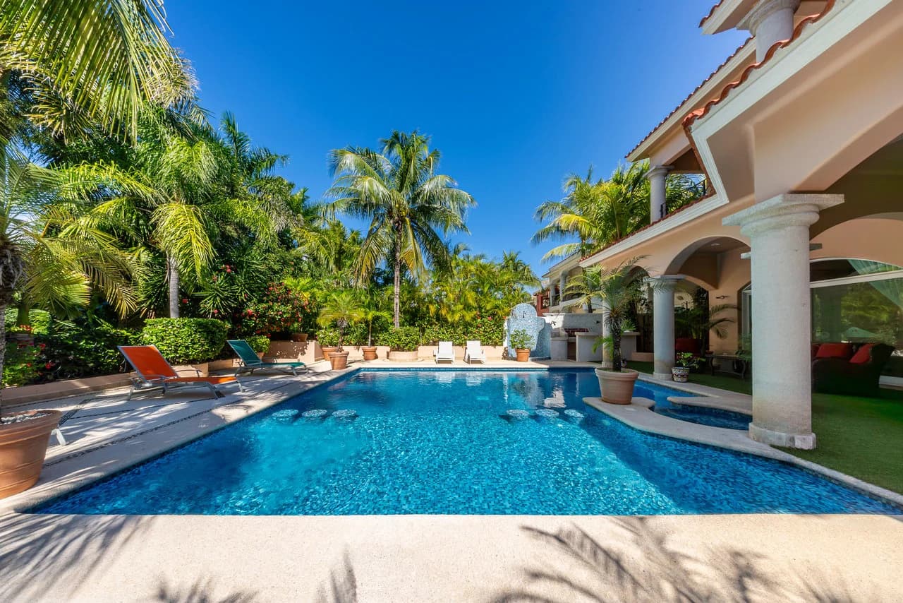 Villa Orquídea Puerto Aventuras | Golf-Front Luxury Estate - photo 12
