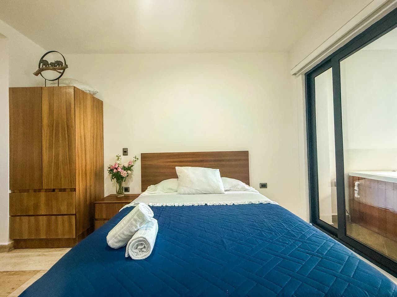 Studio Naia | Incredible Price - photo 6