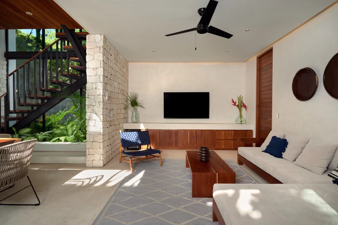 Casa Thomas | 3BR Jungle Villa with Rooftop Pool - photo 2