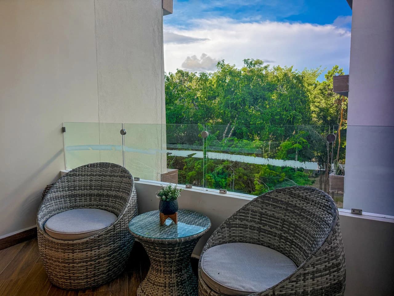 Studio Naia | Incredible Price - photo 8