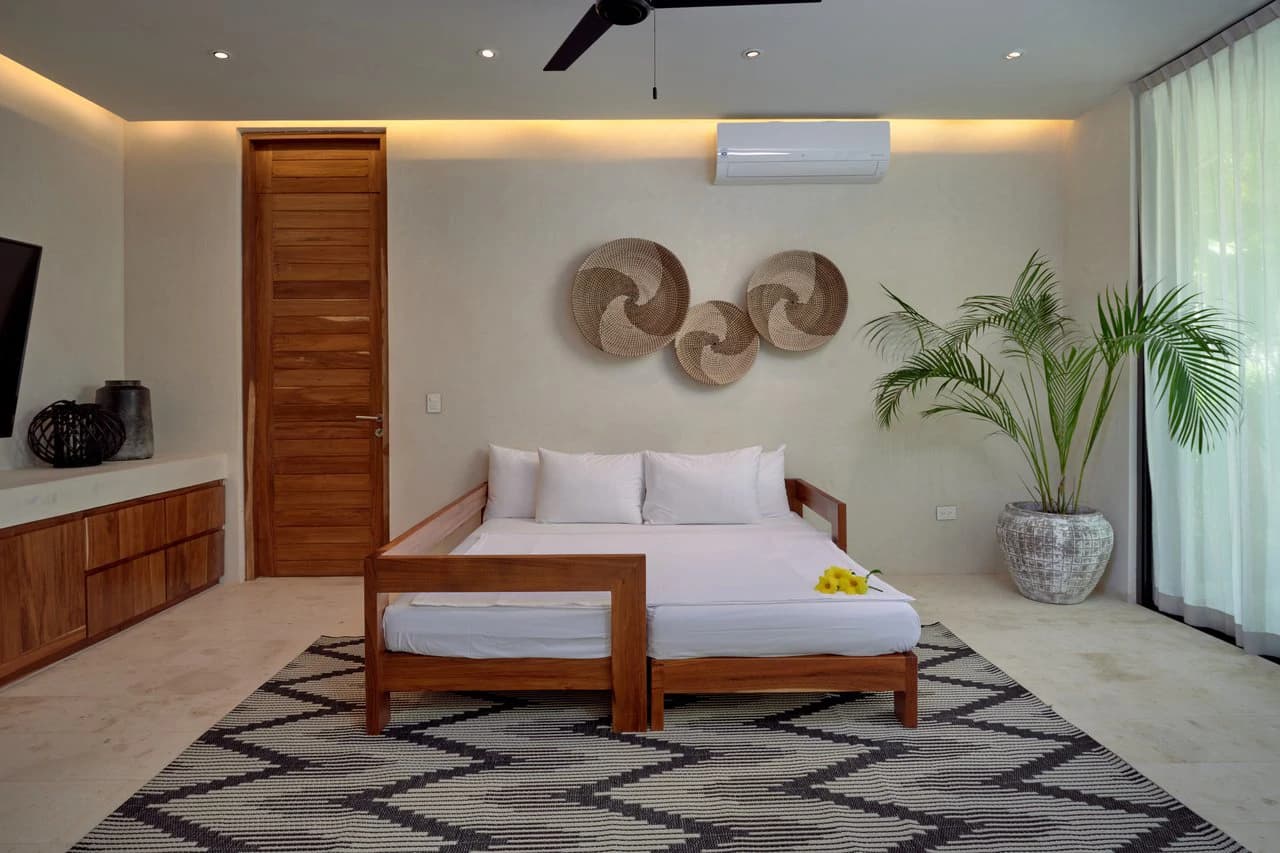 Casa Lucas | 3BR Jungle Villa w/ Rooftop Pool - photo 8