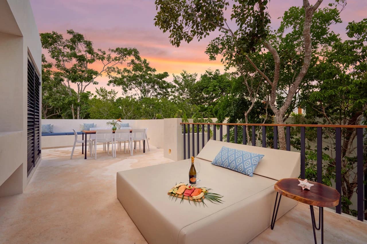 Casa David | 3BR Jungle Villa w/ Rooftop Pool - photo 16