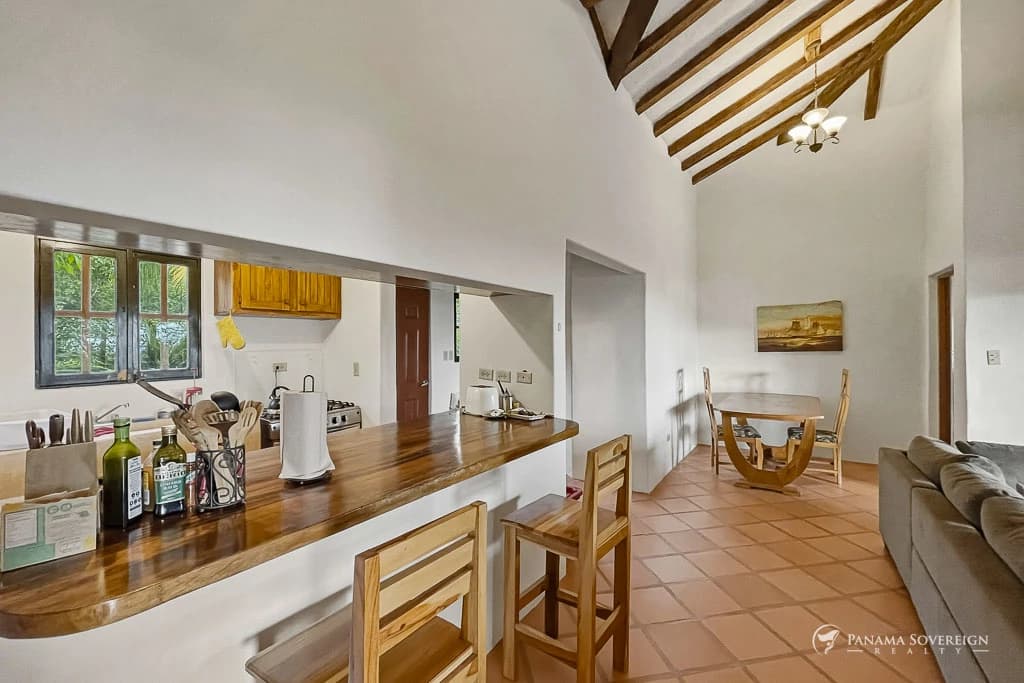 2 Bedroom House in Cambutal - photo 10