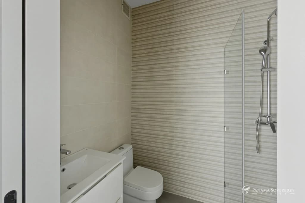 4 Bedroom Condo in Santa Maria - photo 12