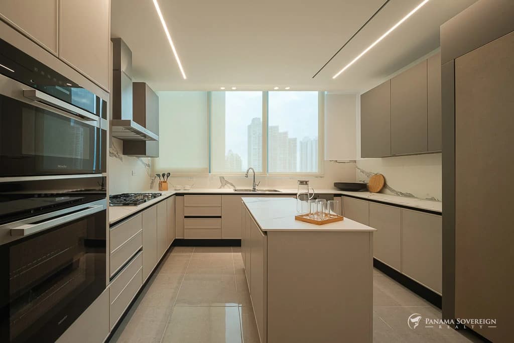 3 Bedroom Condo in Paitilla - photo 27