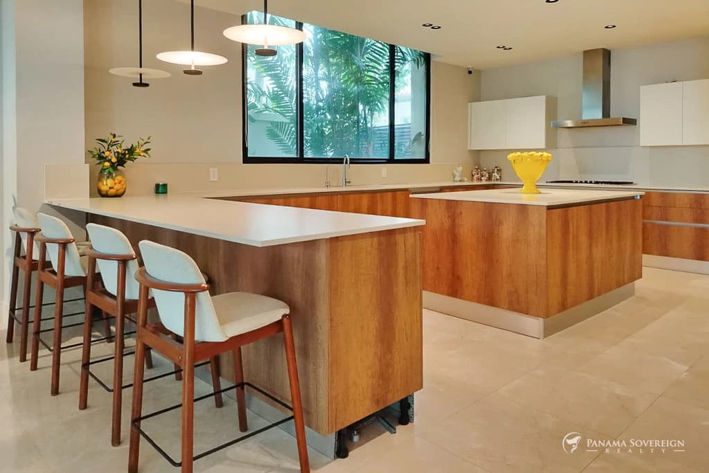 5 Bedroom House in Rio Hato - photo 15