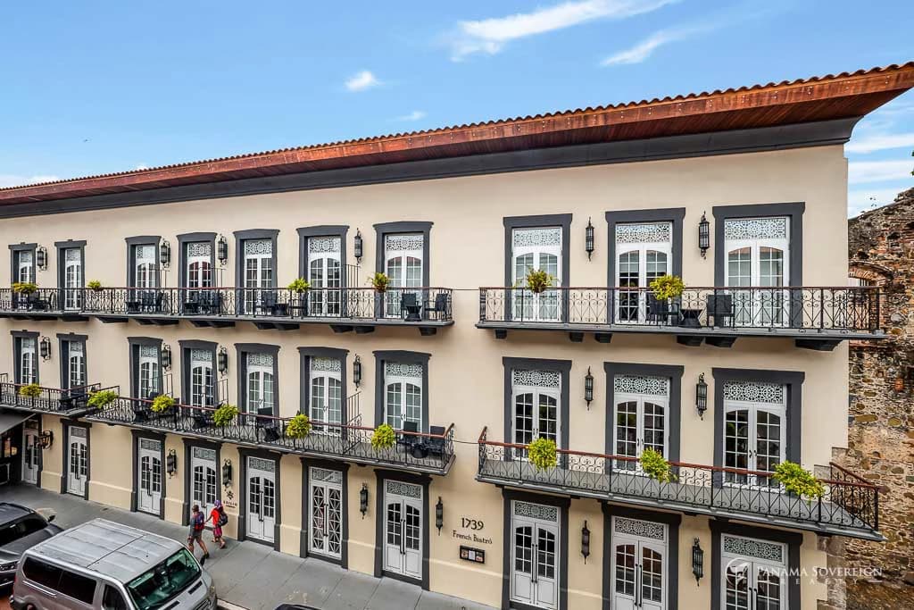 2 Bedroom Condo in Casco Viejo - photo 4