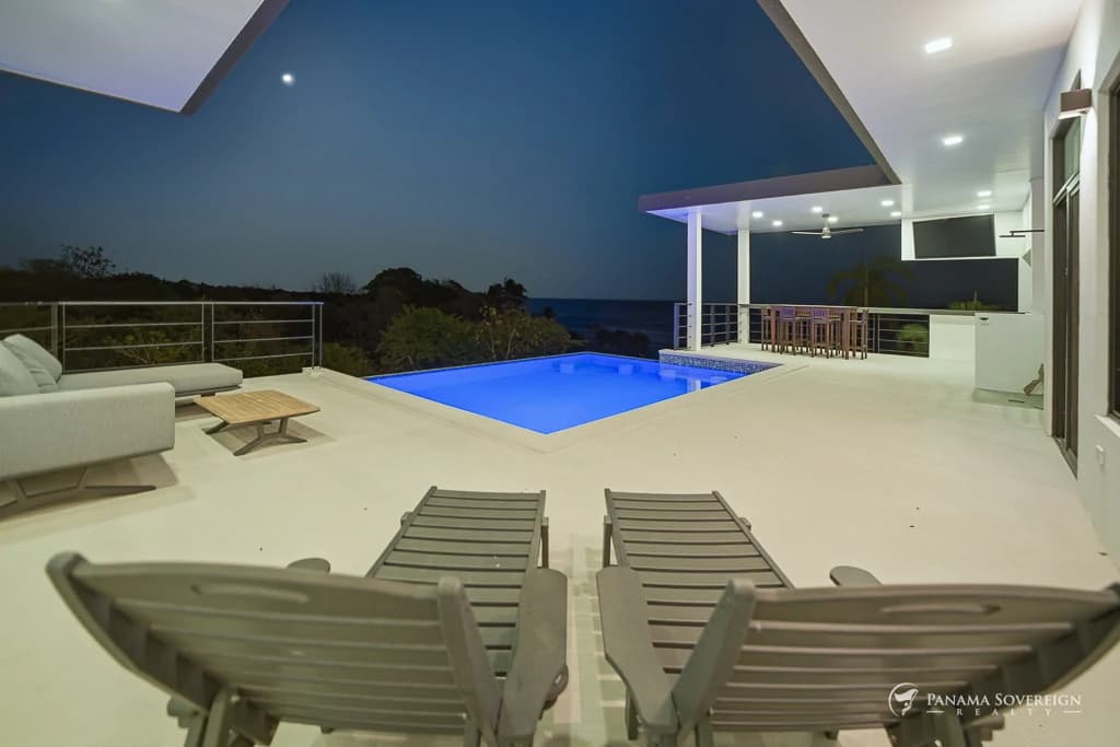 3 Bedroom House in Los Destiladeros - photo 50