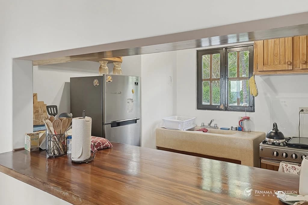 2 Bedroom House in Cambutal - photo 8