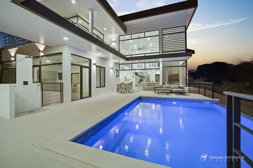 3 Bedroom House in Los Destiladeros - photo 49