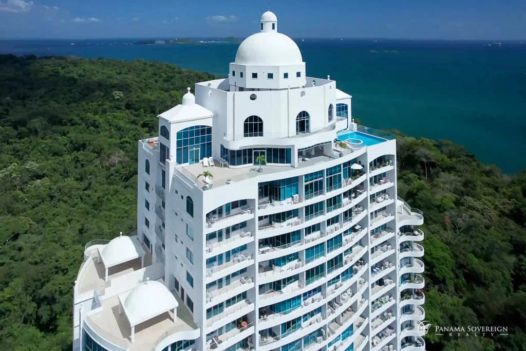 2 Bedroom Condo in Playa Bonita - photo 10