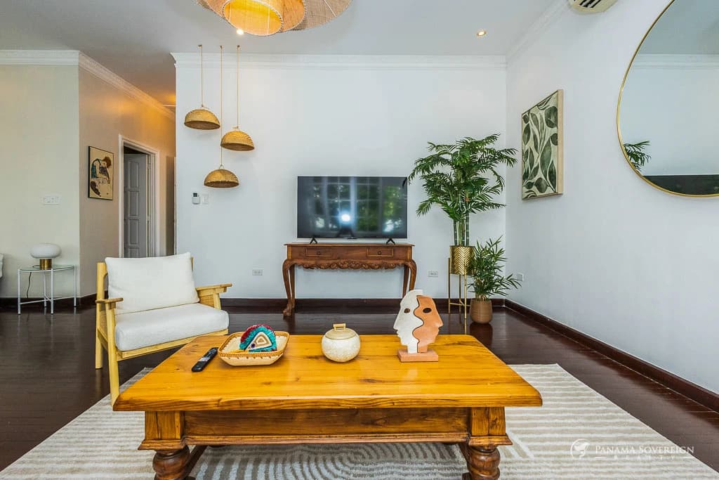 4 Bedroom House in Canal Zone - photo 27