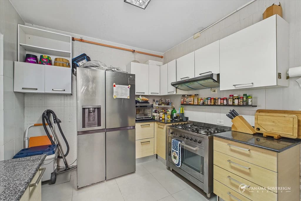 3 Bedroom Condo in San Francisco - photo 5