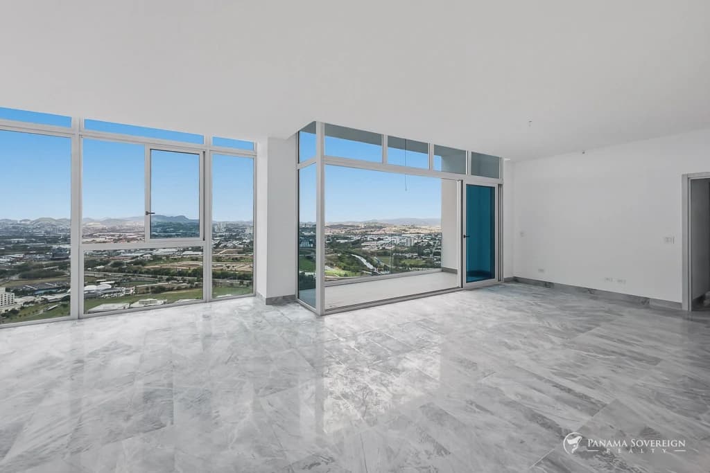 4 Bedroom Condo in Santa Maria - photo 8