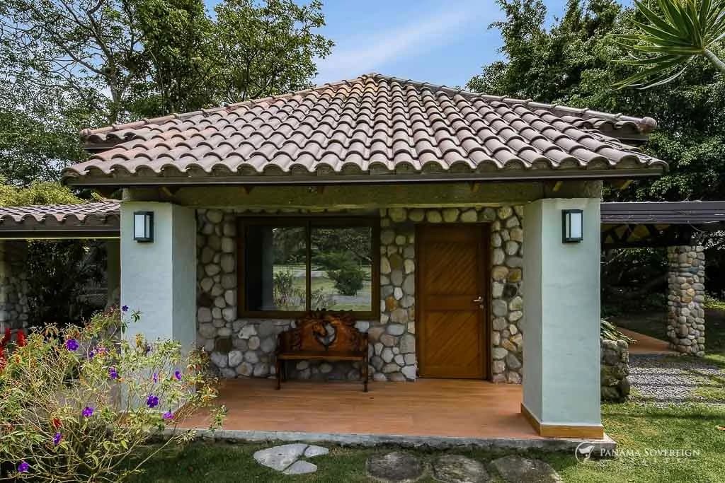 5 Bedroom House in El Valle de Anton - photo 24