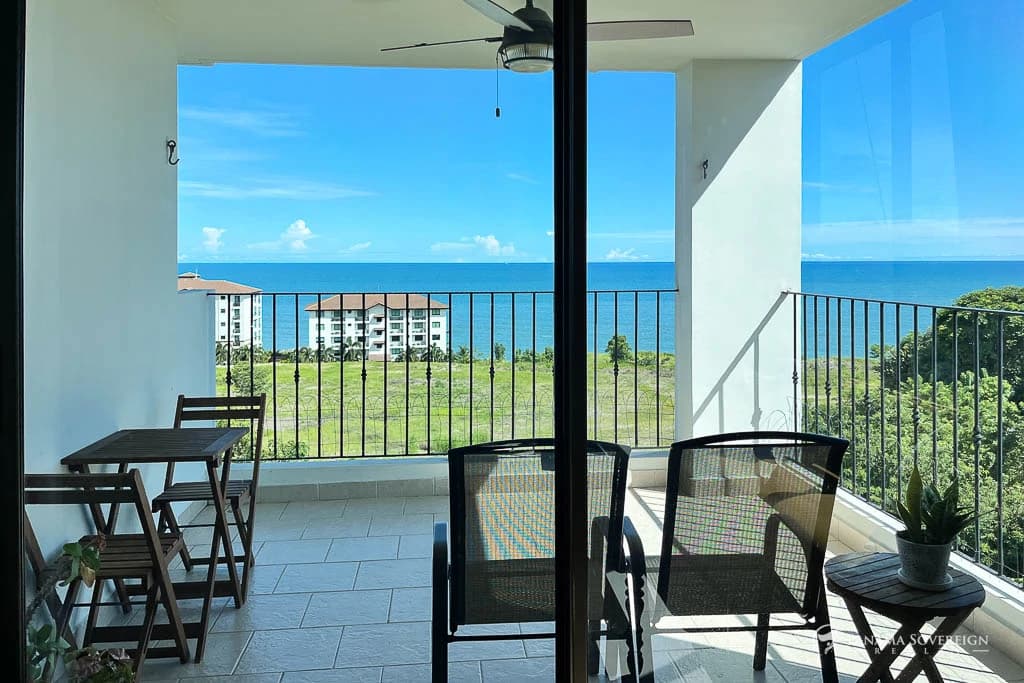 2 Bedroom Condo in San Carlos - photo 7