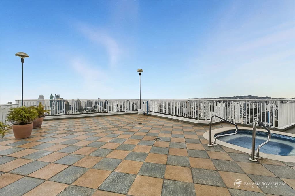 3 Bedroom Condo in San Francisco - photo 22