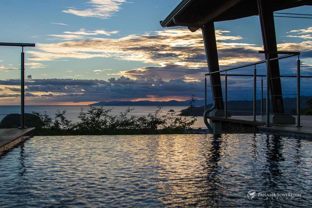 4 Bedroom House in Playa Venao - photo 34