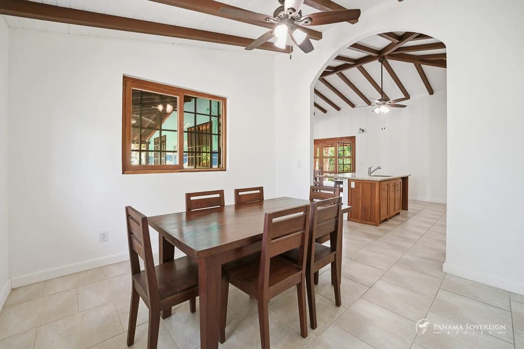 3 Bedroom House in Los Destiladeros - photo 6