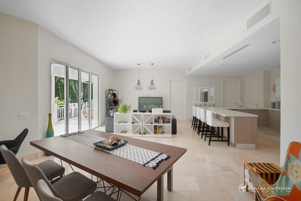 2 Bedroom Condo in Rio Hato - photo 1