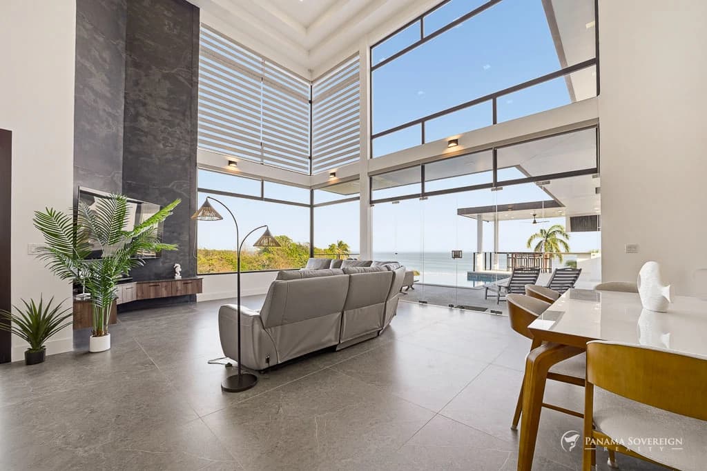 3 Bedroom House in Los Destiladeros - photo 5