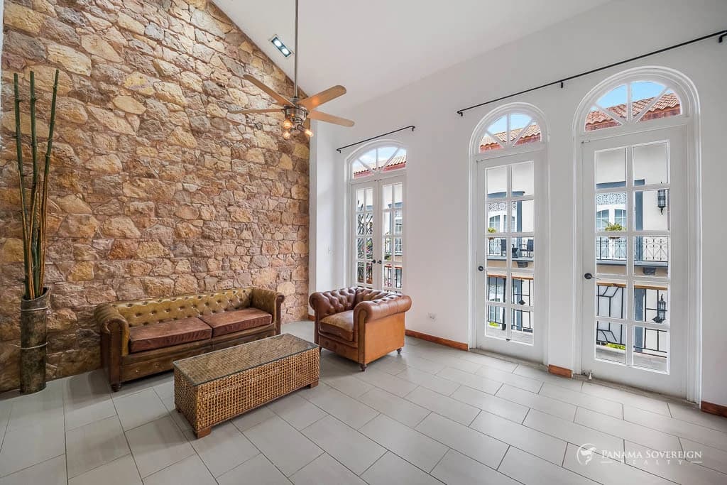 2 Bedroom Condo in Casco Viejo - photo 1