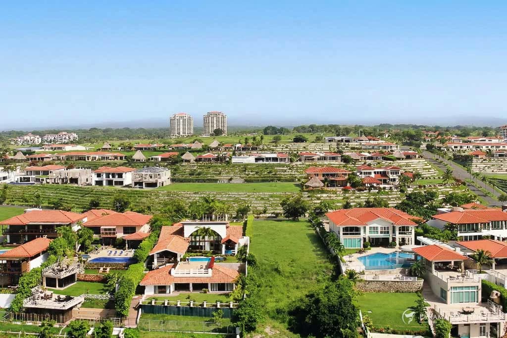5 Bedroom House in San Carlos - photo 46