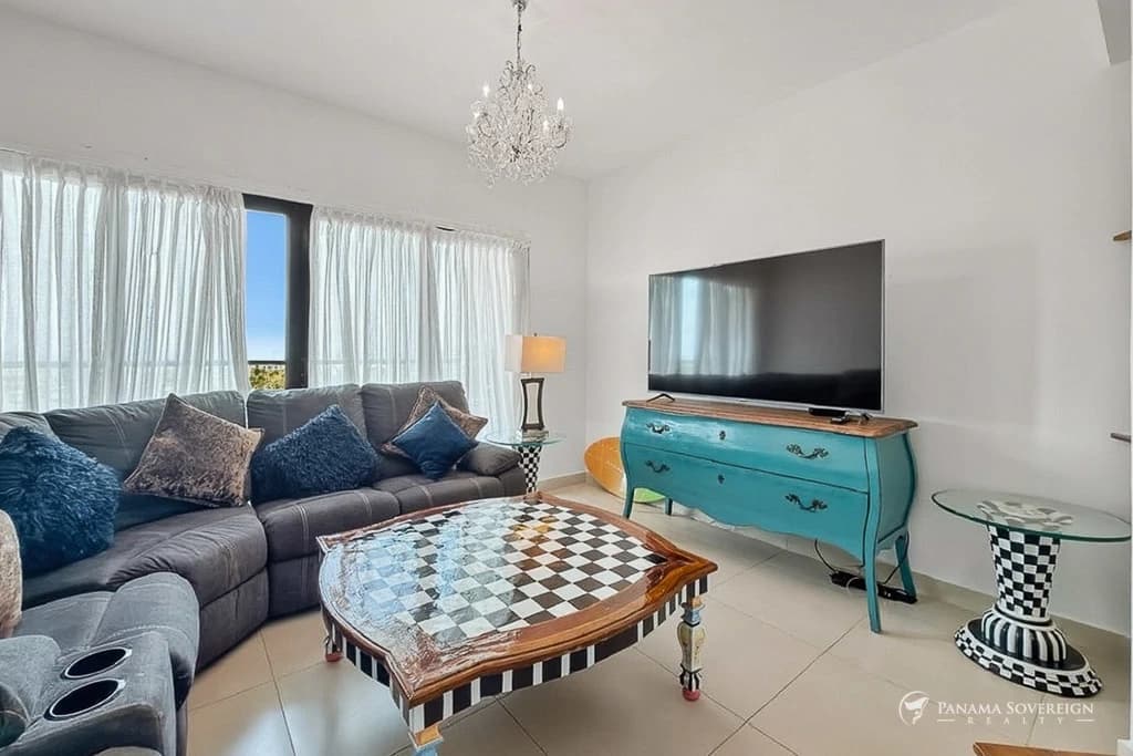 5 Bedroom Condo in San Carlos - photo 12