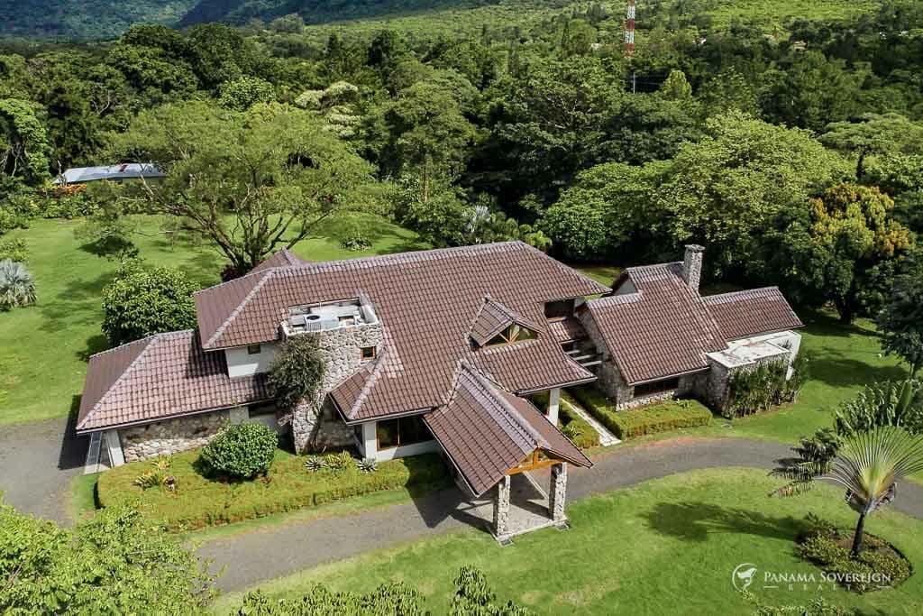 5 Bedroom House in El Valle de Anton - photo 54