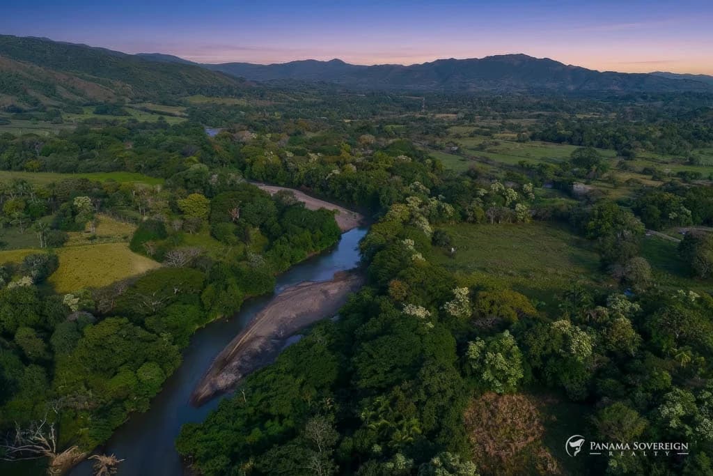 Land in Guanico - photo 13