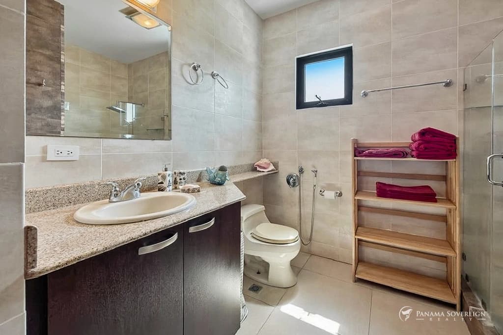 5 Bedroom Condo in San Carlos - photo 20