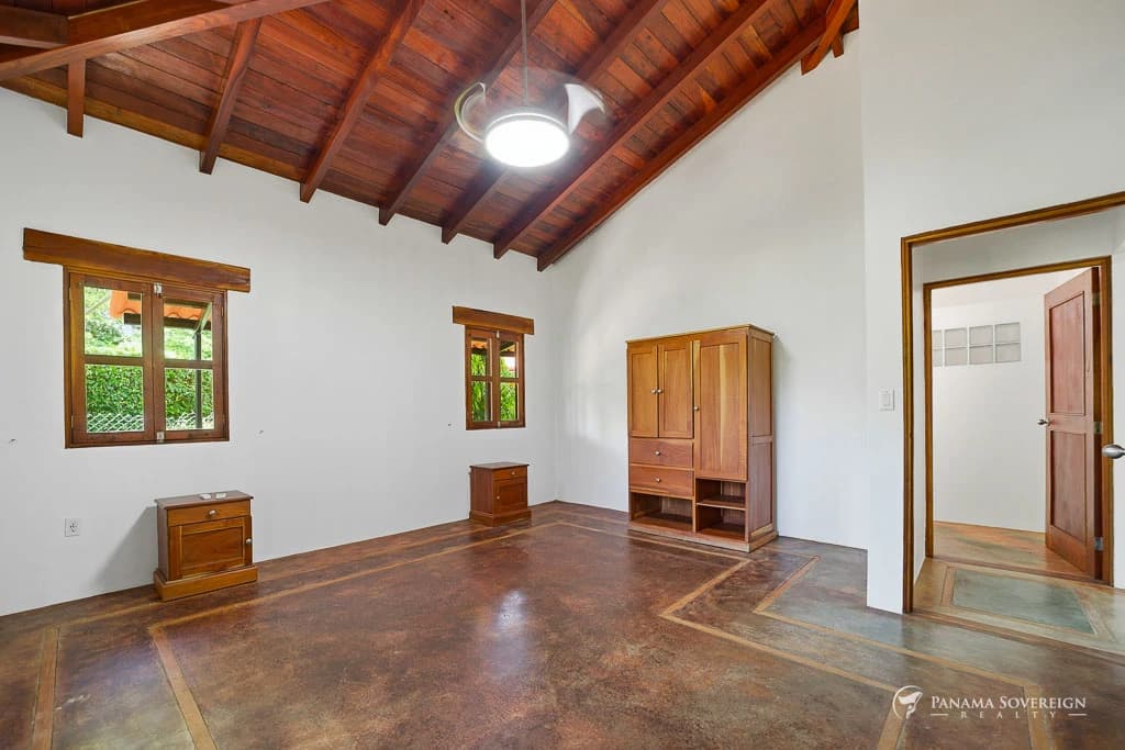 4 Bedroom House in Pedasi - photo 16