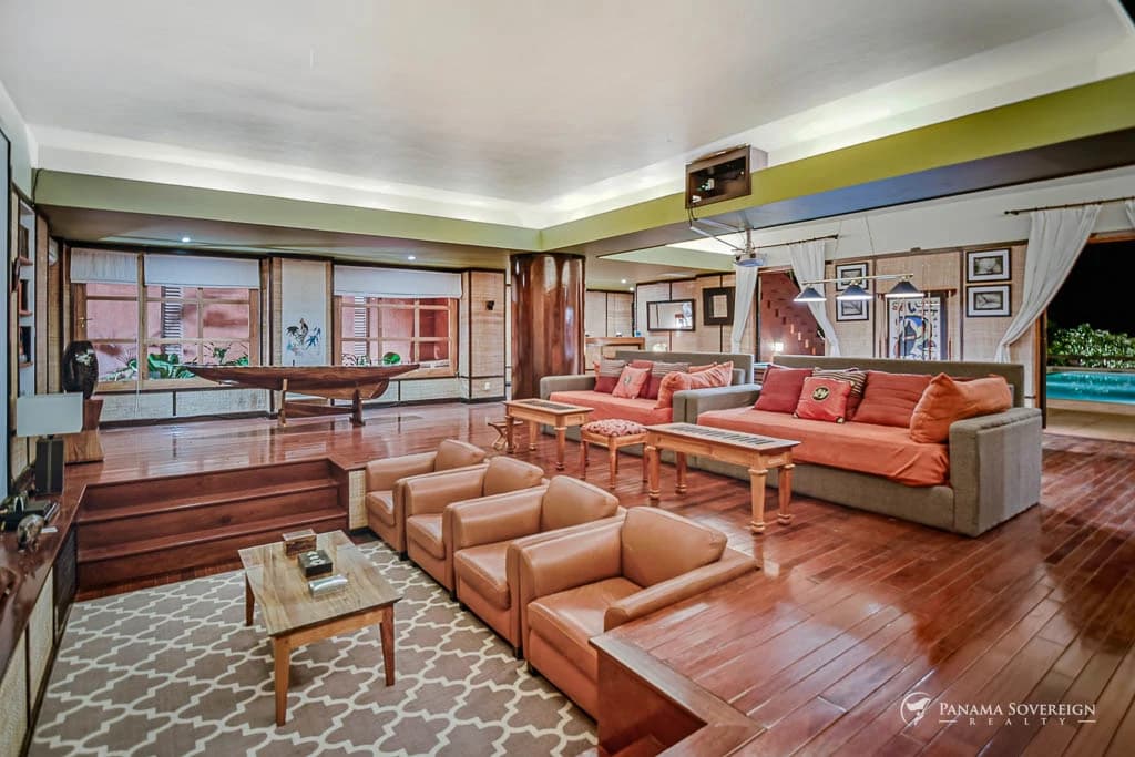 7 Bedroom House in Los Destiladeros - photo 49
