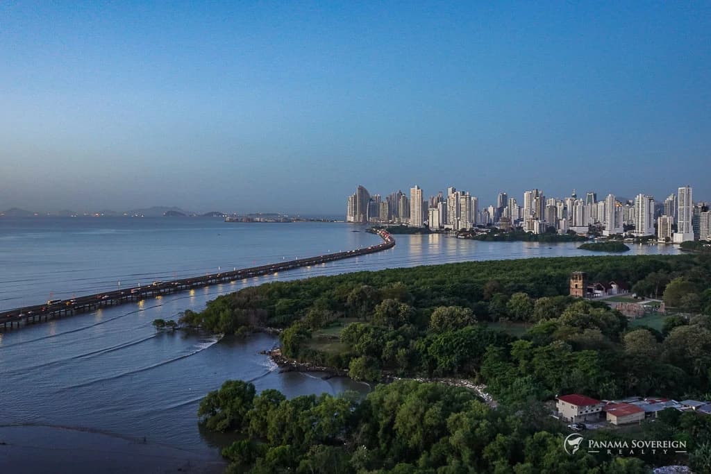 2 Bedroom Condo in Costa del Este - photo 15