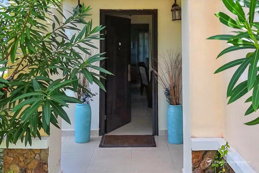 4 Bedroom House in San Carlos - photo 5
