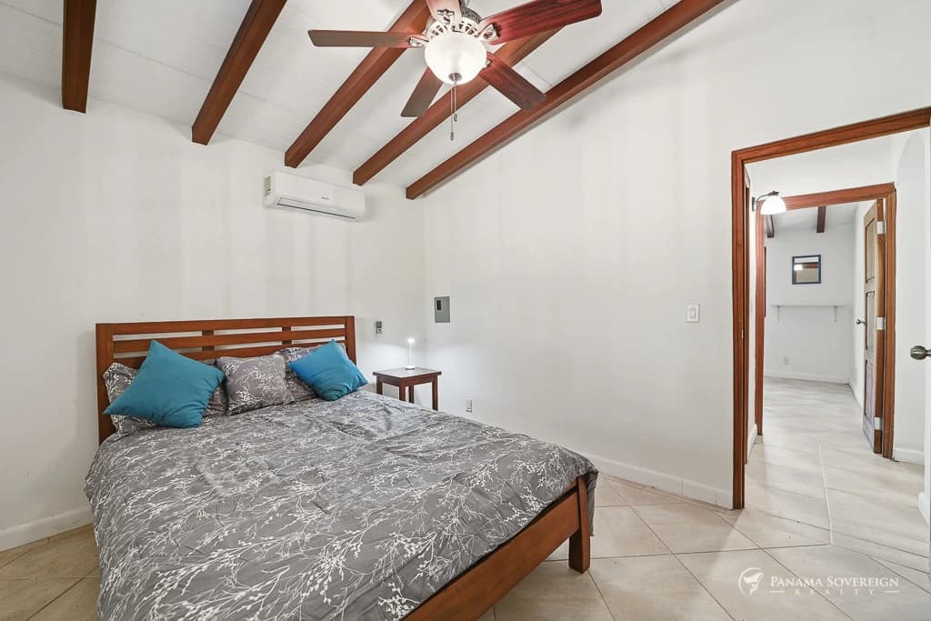 3 Bedroom House in Los Destiladeros - photo 17