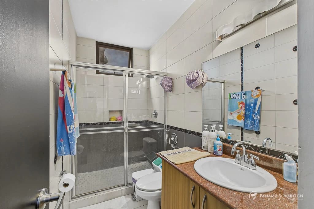 3 Bedroom Condo in San Francisco - photo 21