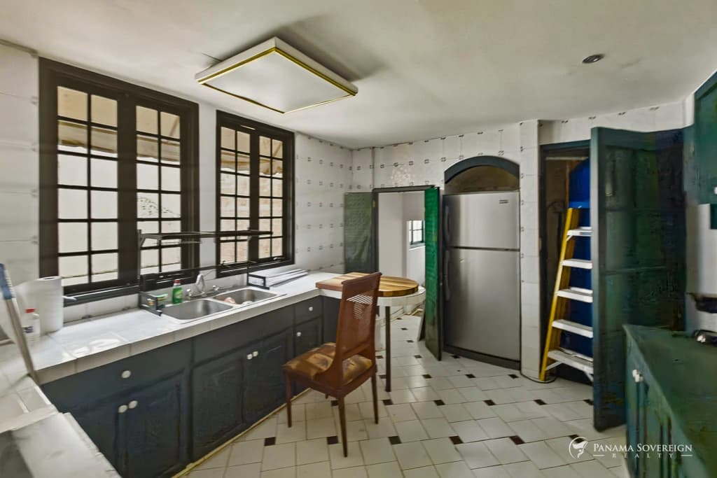 2 Bedroom House in Casco Viejo - photo 22