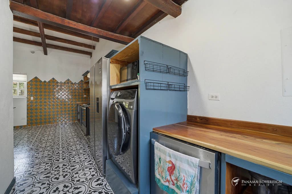 3 Bedroom House in Pedasi - photo 9